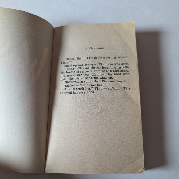 Vintage Paperback Book (1986) By Christopher Pike - Weekend - 80's Teen Fiction - Picture 5 of 6